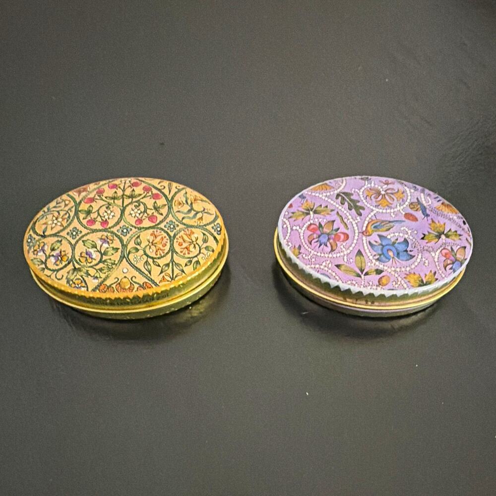 Ian Logan 2001 Floral mini Oval Tin Trinket Boxes w/ Lids Multicolor Set of 2